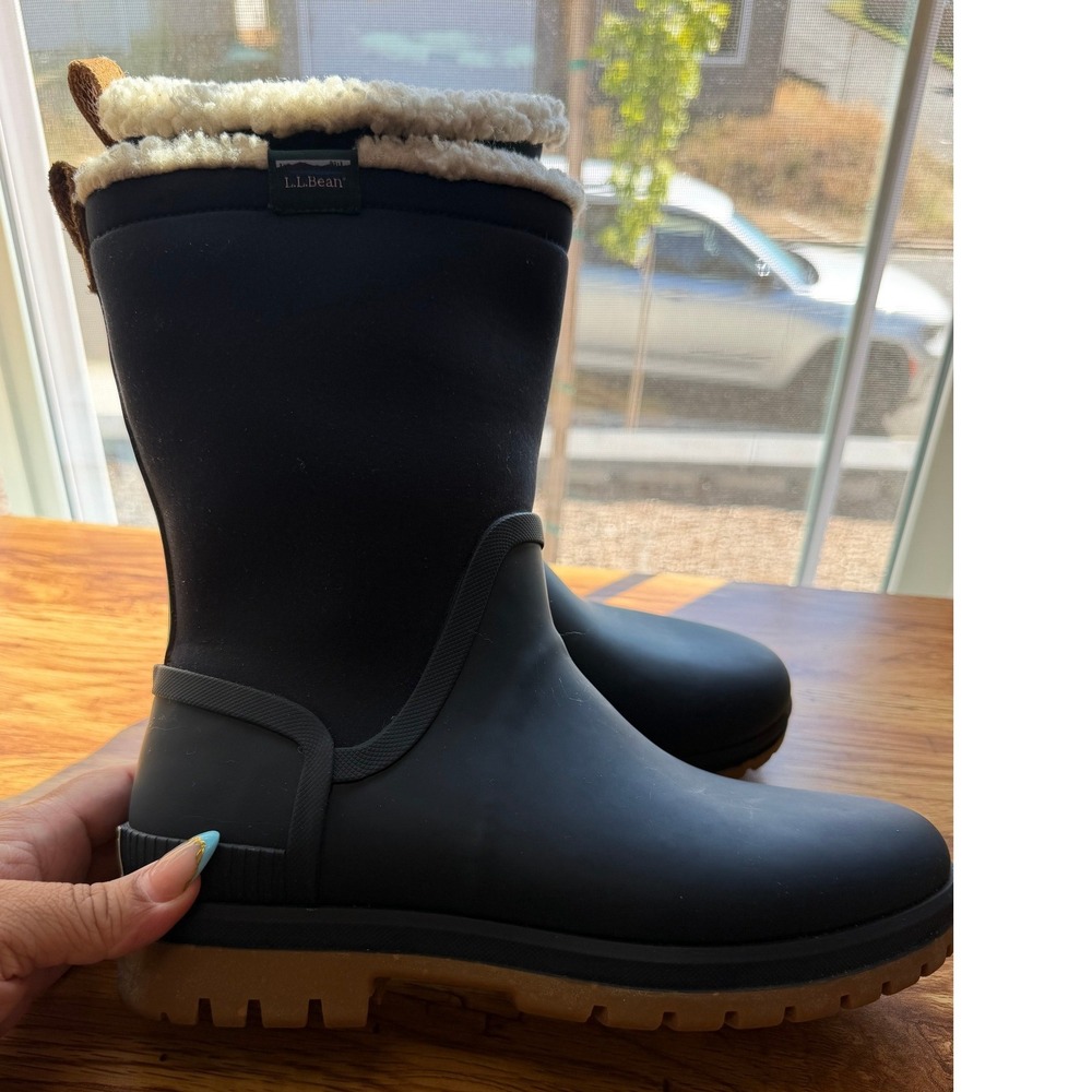 L.L. Bean Wellie Boots Women's 9 Blue Neoprene Shearling Lined Rain Snow